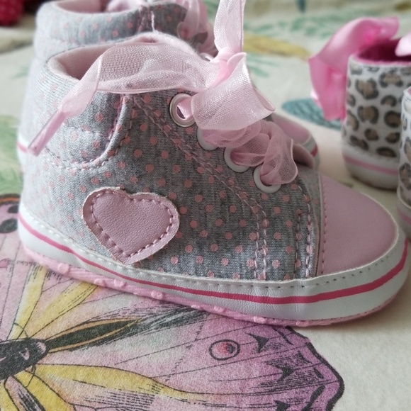 Sold!!    Baby girl shoe Bundle - Picture 5 of 7